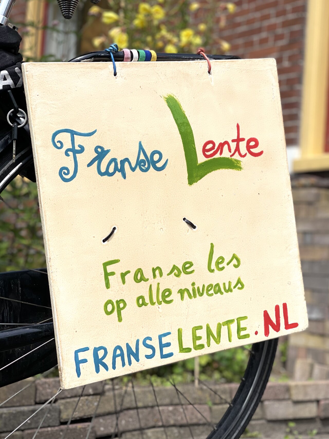 Franse Lente bord op fiets.